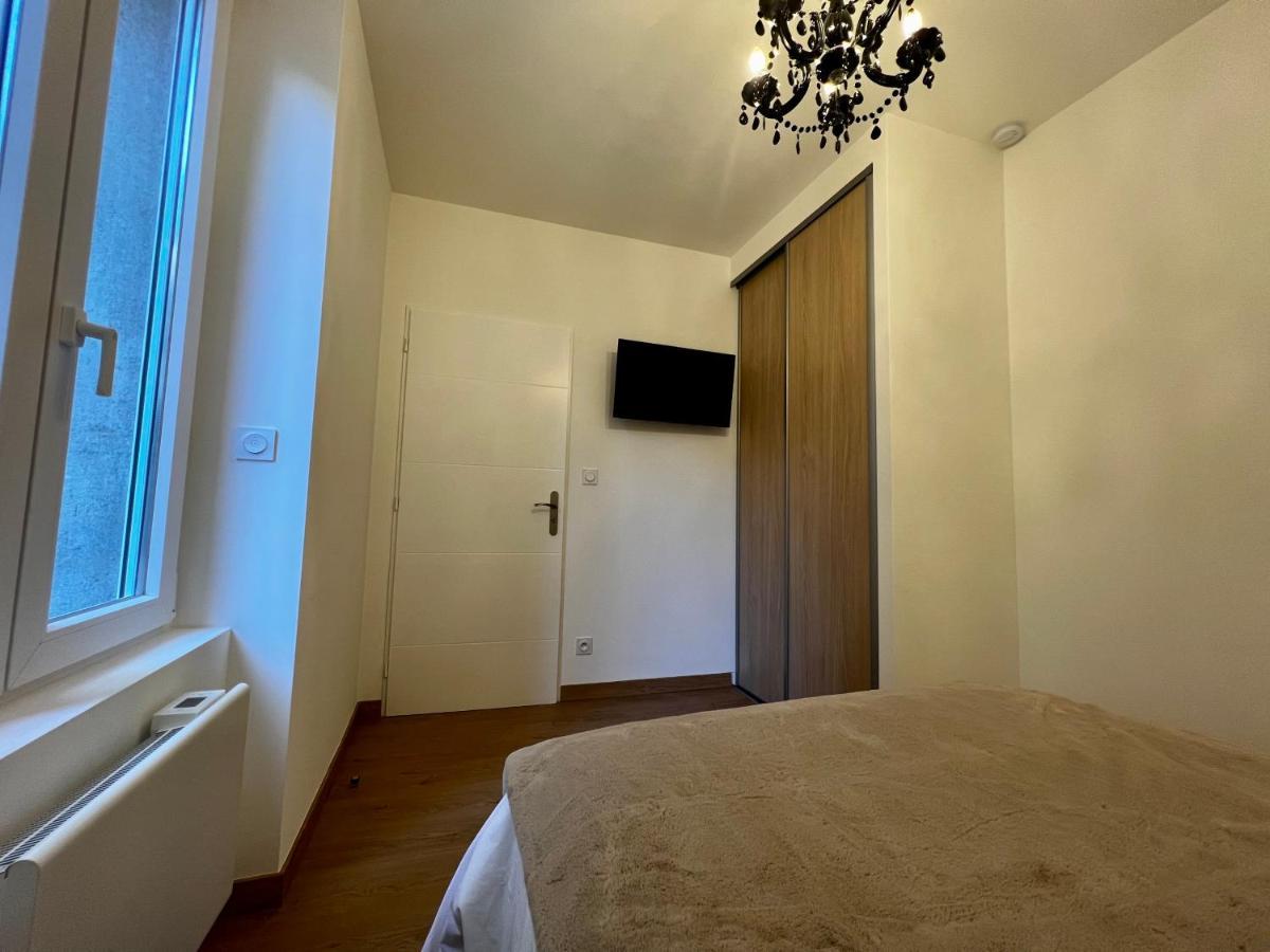 Appartement Cosy Centre Ville Roanne Exterior foto
